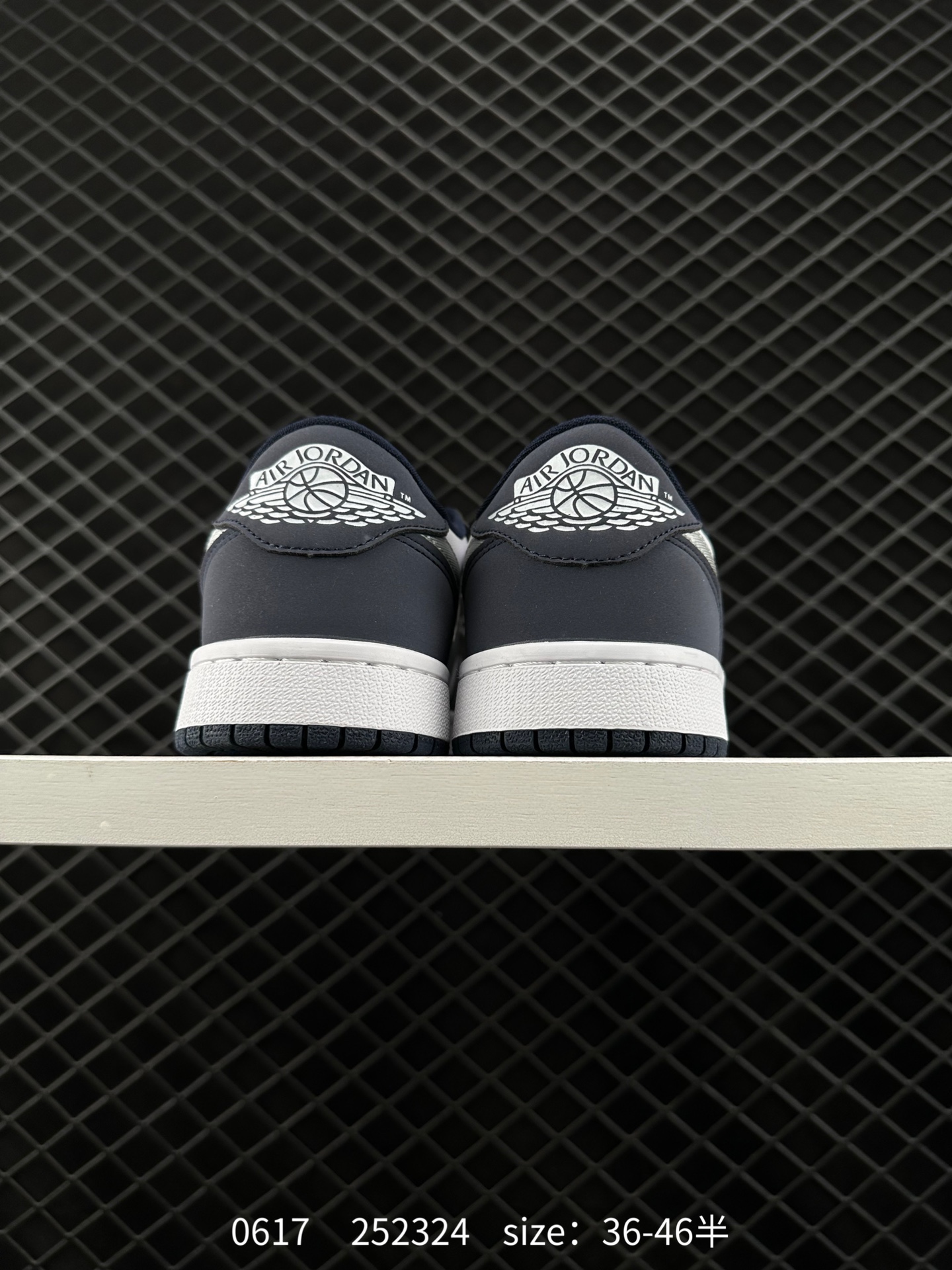 Nike Wmns Air Jordan 1 Low GS